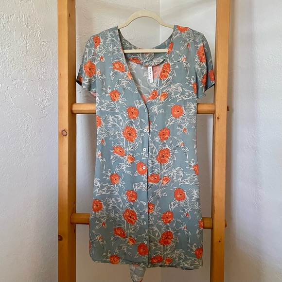 ❌SOLD❌ RVCA | Avery Mini Dress in Canyon Rose | Medium - Picture 3 of 5